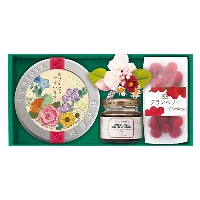 フルーツティーとお菓子「ジャルダン」