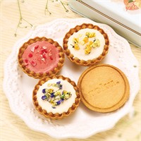 roku。 小さなお花のタルト缶